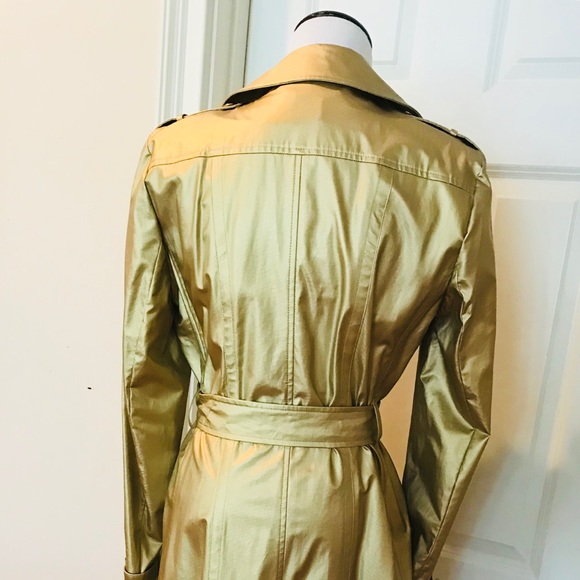 Burberry Trench Coat - Picture 5 of 5